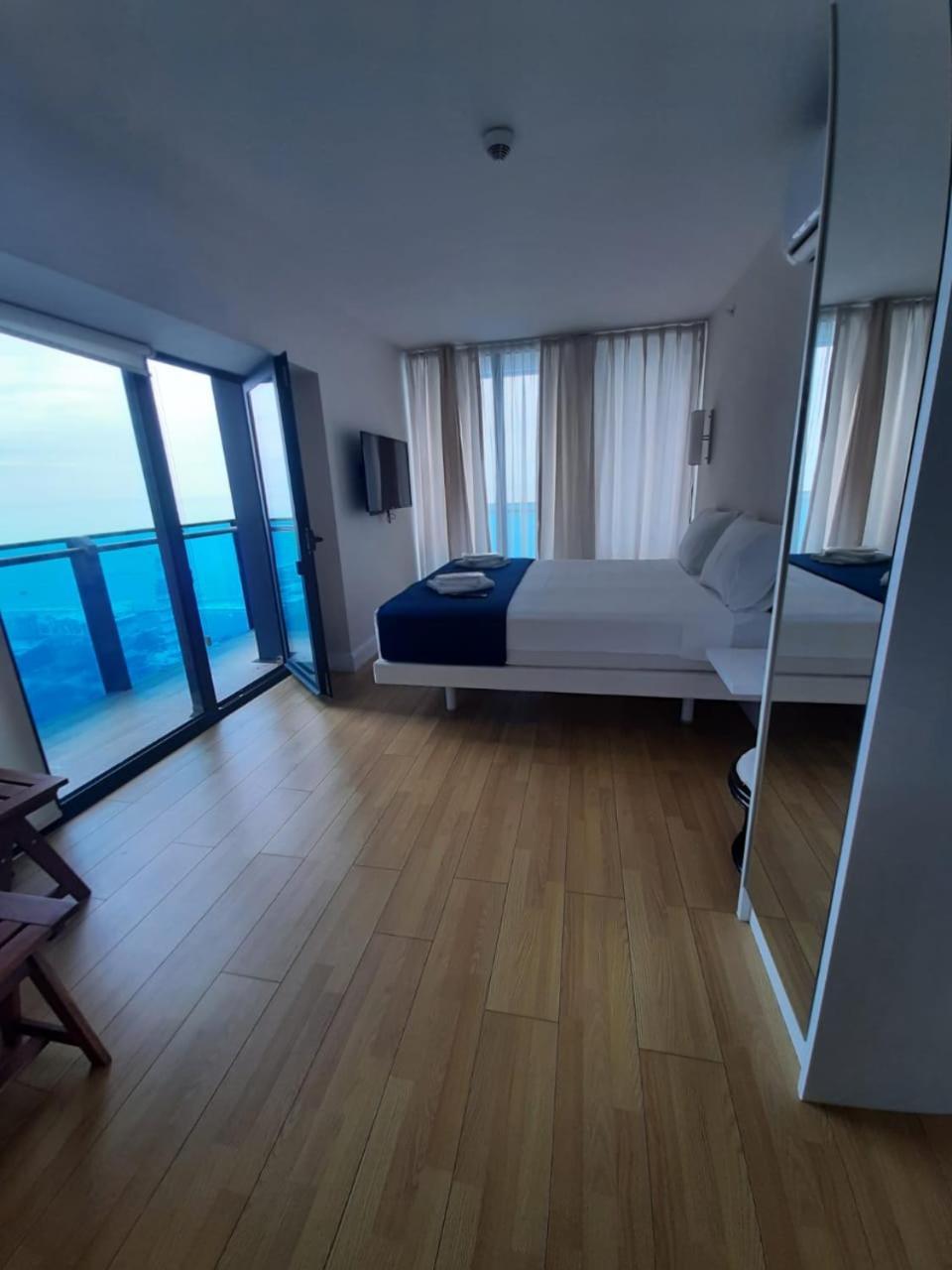 Sea View Apartments In Orbi City Batumi Zewnętrze zdjęcie