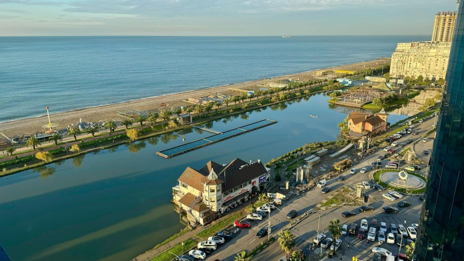 Sea View Apartments In Orbi City Batumi Zewnętrze zdjęcie